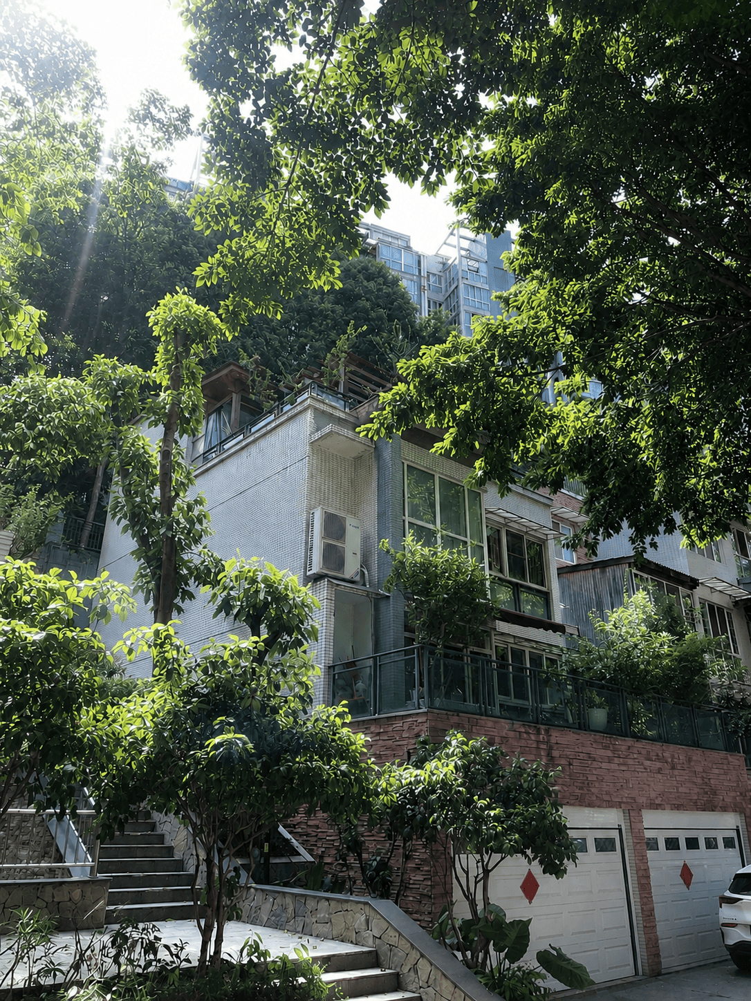 吉林岛居岁月从容升级：小小岛老别墅加装蒂升悦行款电梯